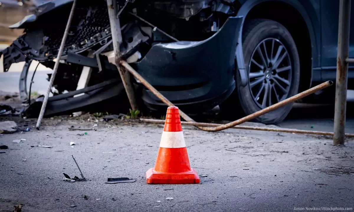 ZEEUPUK's tweet image. #Shahjahanpur 

शाहजहांपुर में बड़ा हादसा  
तेज रफ्तार कार की ट्रक से टक्कर
हादसे में दो लोगों की मौके पर ही दर्दनाक मौत
7 लोग गंभीर रूप से घायल

#RoadAccident #CarCrash #TruckCollision #UPNews #BreakingNews #ZeeUPUK