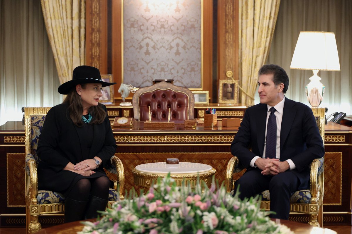 MediaKRP's tweet photo. President Nechirvan Barzani met with U.S. Consul General Ms. Gwendolyn Green to discuss political developments in the Kurdistan Region, cabinet formation, and the importance of cooperation. They also discussed developments in Iraq, Syria, and the wider region. https://t.co/uWLLzzL4Rk
