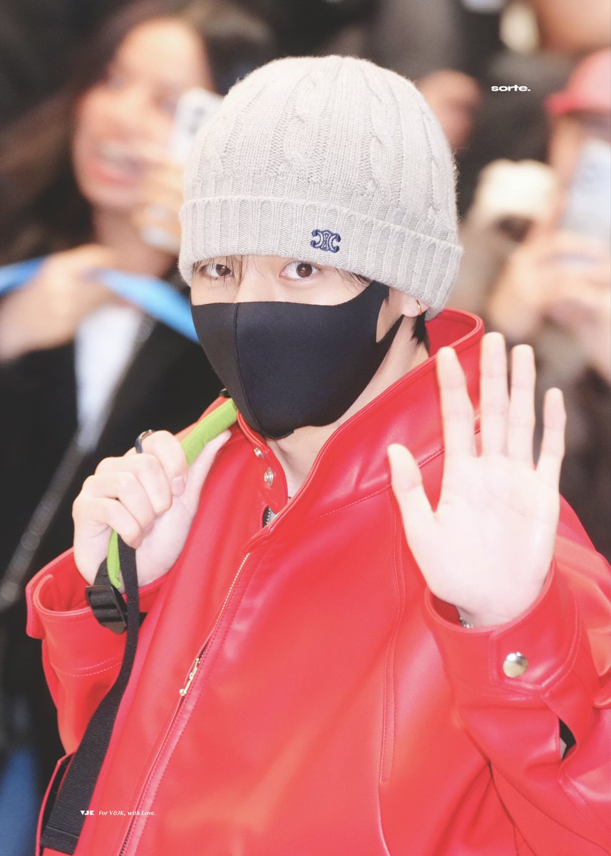 예뽀니 가나디😍😘

260209 ICN 태형 입국 HQ
#V #뷔 #TAEHYUNG #태형 #テテ