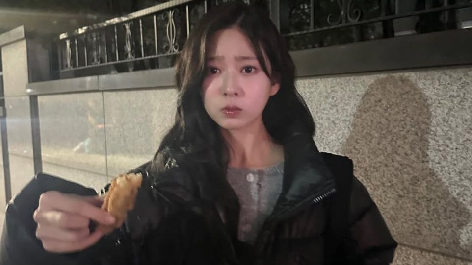 索拉, ✚ tweet media