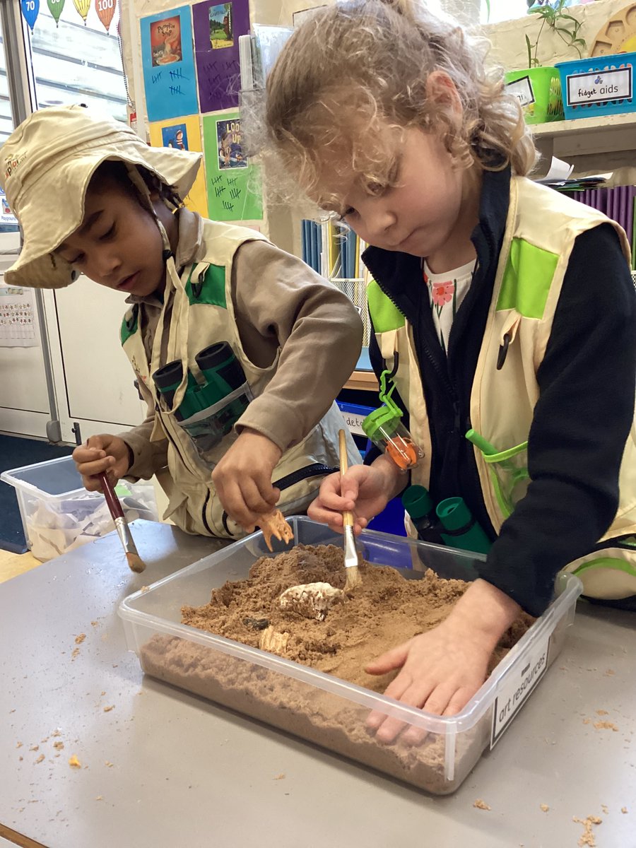 John Donne School tweet media