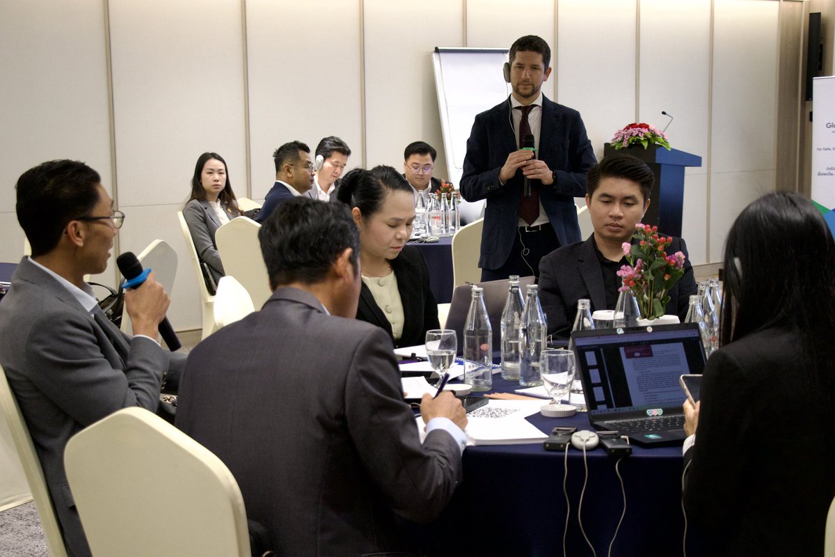 IOMLaoPDR's tweet photo. 🌏🤝 @IOMLaoPDR, with the Ministry of Foreign Affairs, convened a workshop with #government & key stakeholders to advance implementation and review of the #GlobalCompactforMigration (#GCM). A key step toward Lao PDR’s contribution to #IMRF2026
Supported by 🇪🇺 https://t.co/cwtD0Y0PgS