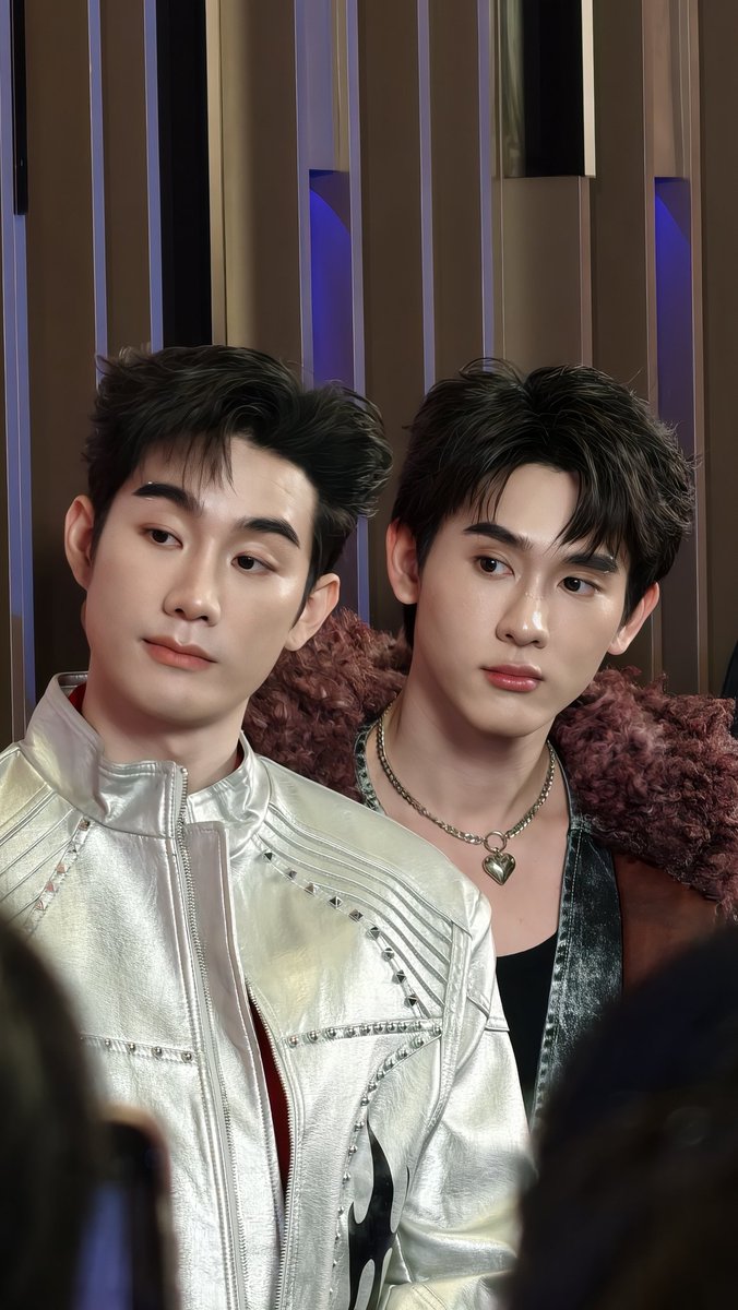 ฟอสบุ๊คหล่อมากค่าาาาา
TRUE5G FANDOM OF SMILE
#GFFBSmileBESTwithTRUE5G
#ForceBookBESTwithTRUE5G