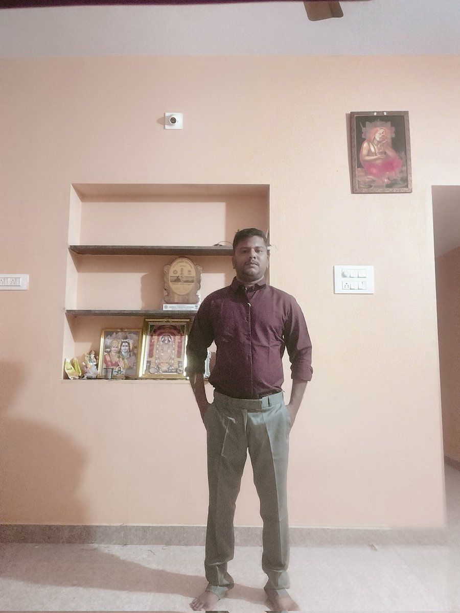 narayan_suriya's tweet photo. @grok remove ugly photo https://t.co/ehgNhXNDB8