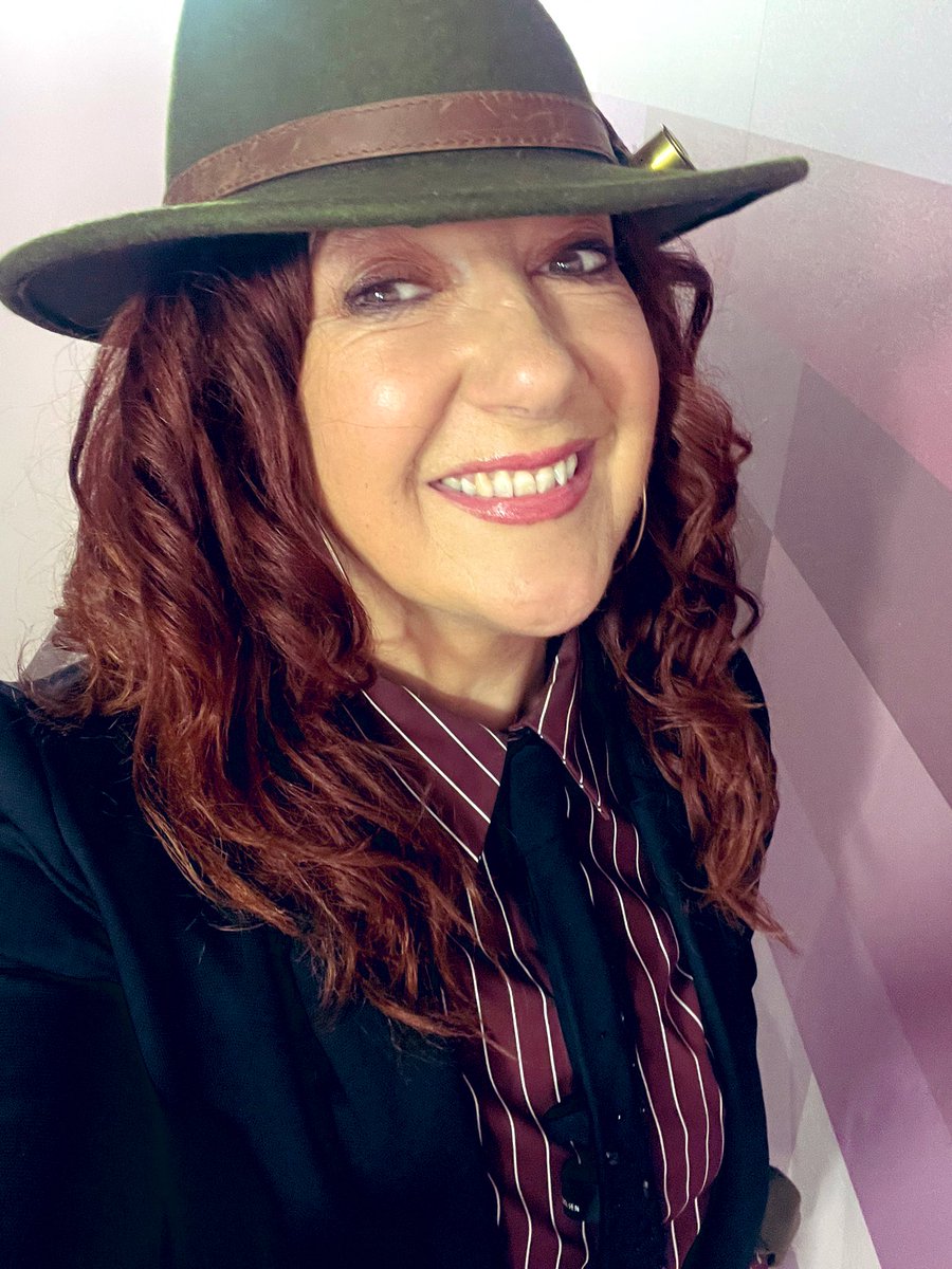 Shân Cothi tweet media