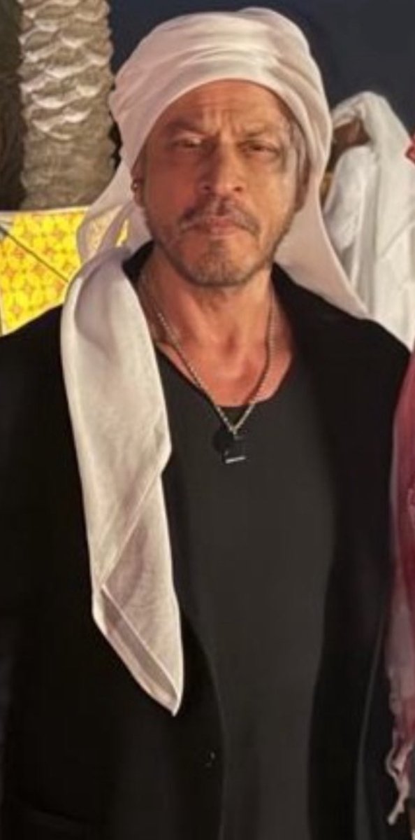 Muscle man💪🏻🗿        Mutthal man✊🏻💦

#Salmankhan 🧿
#BattleOfGalwan