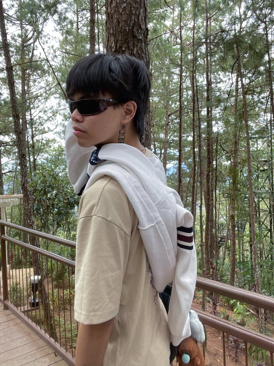 Asmodeus3435's tweet photo. Baguio thingzzz https://t.co/qriZ49pSuU
