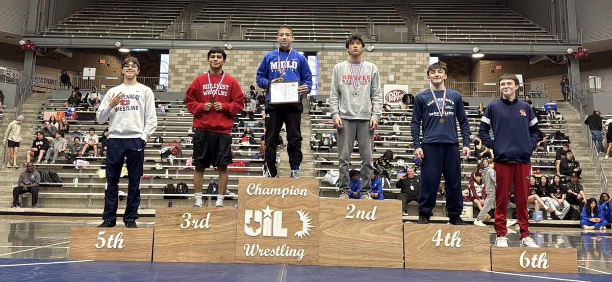 darlenealva10's tweet photo. 2x Texas UIL 5A Regional Champion 🥇🥇@AndyHrovat @coach_windsor @wrestlingmidlo @WrestlingTexas @txusawrestling @scrappywrestler https://t.co/swjWb5hJFi