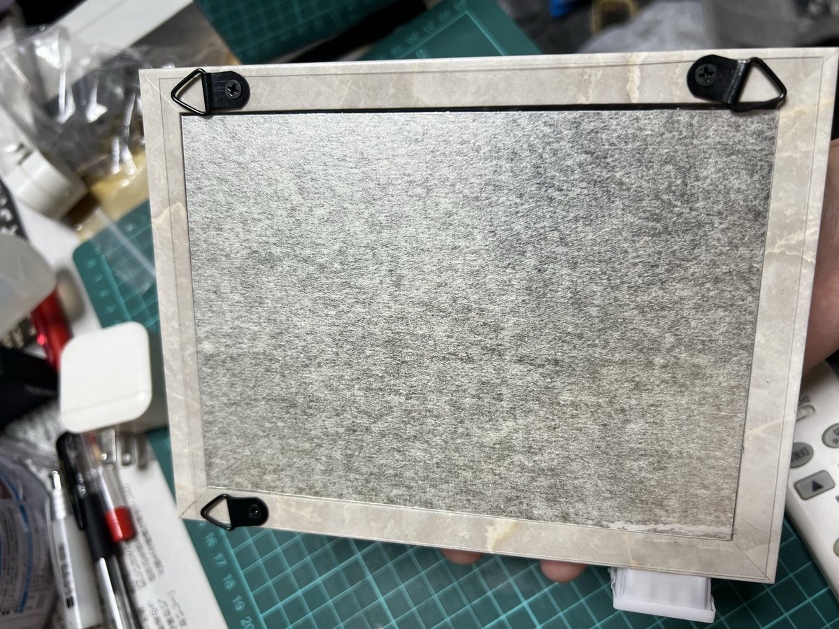 RY_Handmade_im's tweet photo. 個人的に1番綺麗に出来たと思うインフィニティミラー
表面のフィルムを剥がしてないので曇った感じですが剥がすともっとクリアに見えます
#ハンドメイド #ハンドメイド作品 #インフィニティミラー #インテリア https://t.co/WFCcO9QDUW