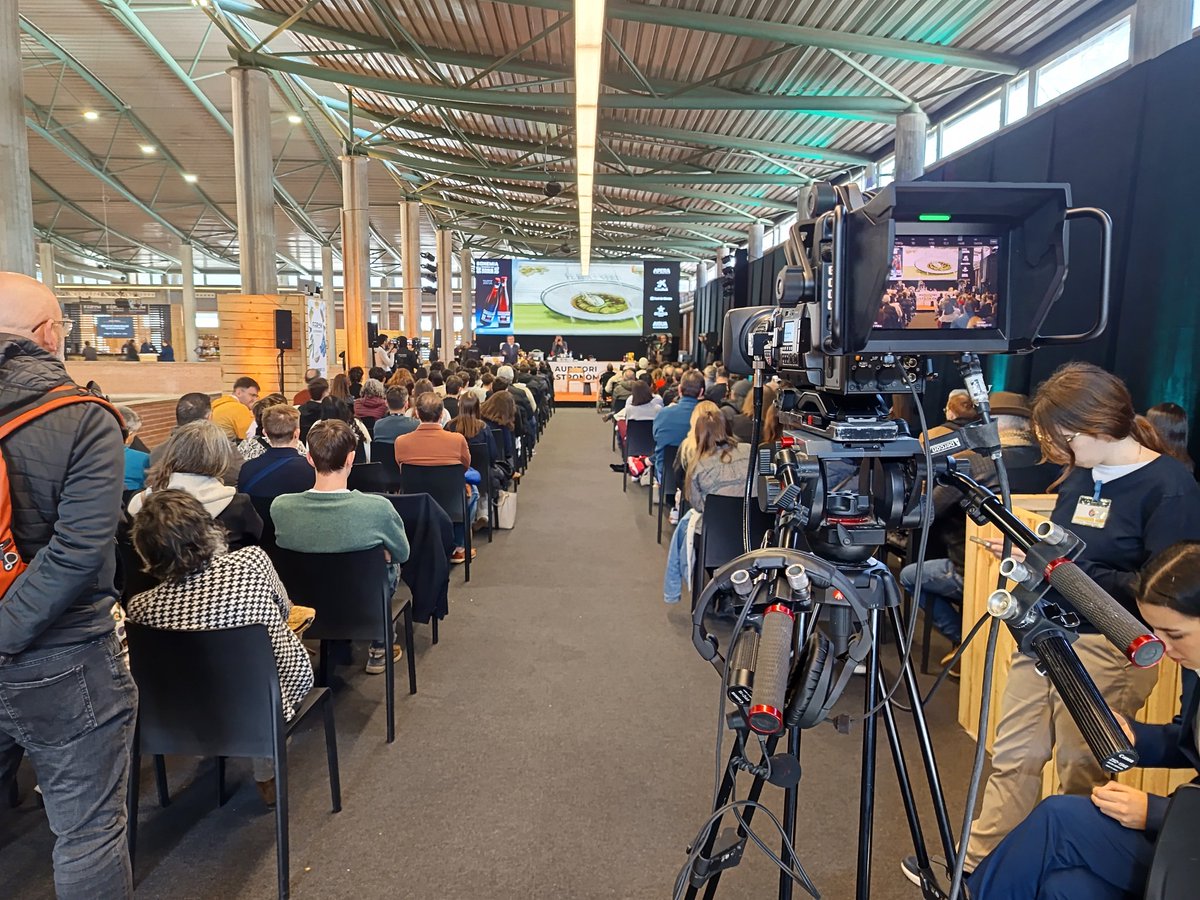 Comunica.cat tweet media