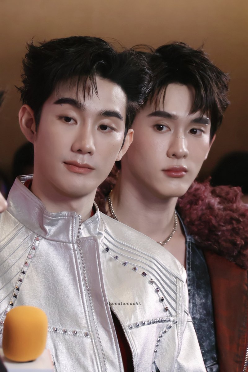 __tomatomochi__'s tweet image. วิชวลมากกก🦊🍅❤️💙
ปป🦊✨ บบ🐰🎀

@fforcejs @kasibook 
#fforce_ #kasibook
#ฟอสบุ๊ค #ForceBook

TRUE5G FANDOM OF SMILE
#GFFBSmileBESTwithTRUE5G