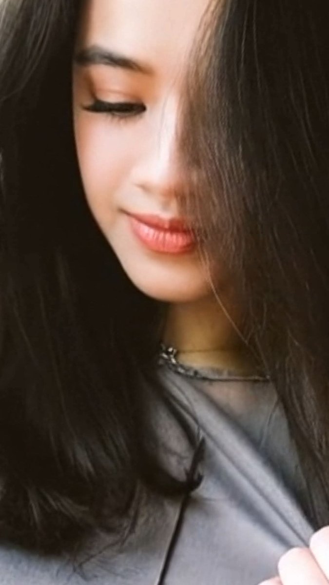 mysty812's tweet image. Monday mood🫣🤫