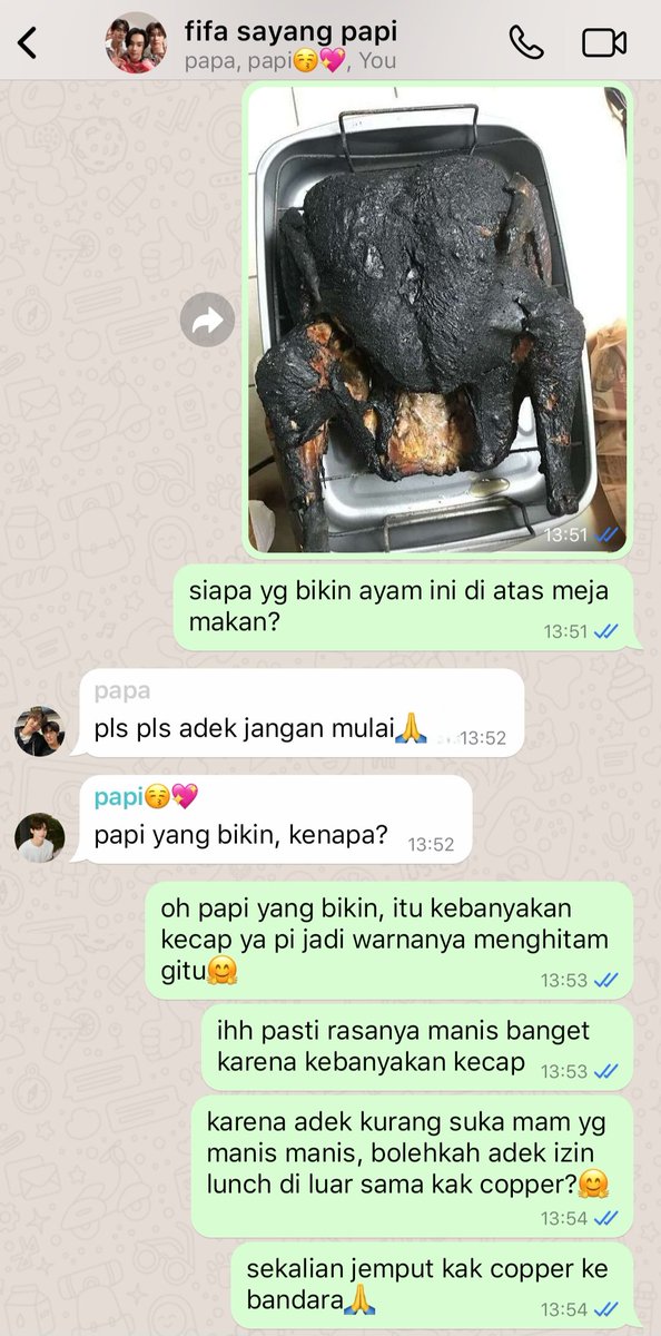 hoskieshy's tweet photo. teeteepor ft fifa one tweet au
; ayam https://t.co/hTJ6OHhpTu