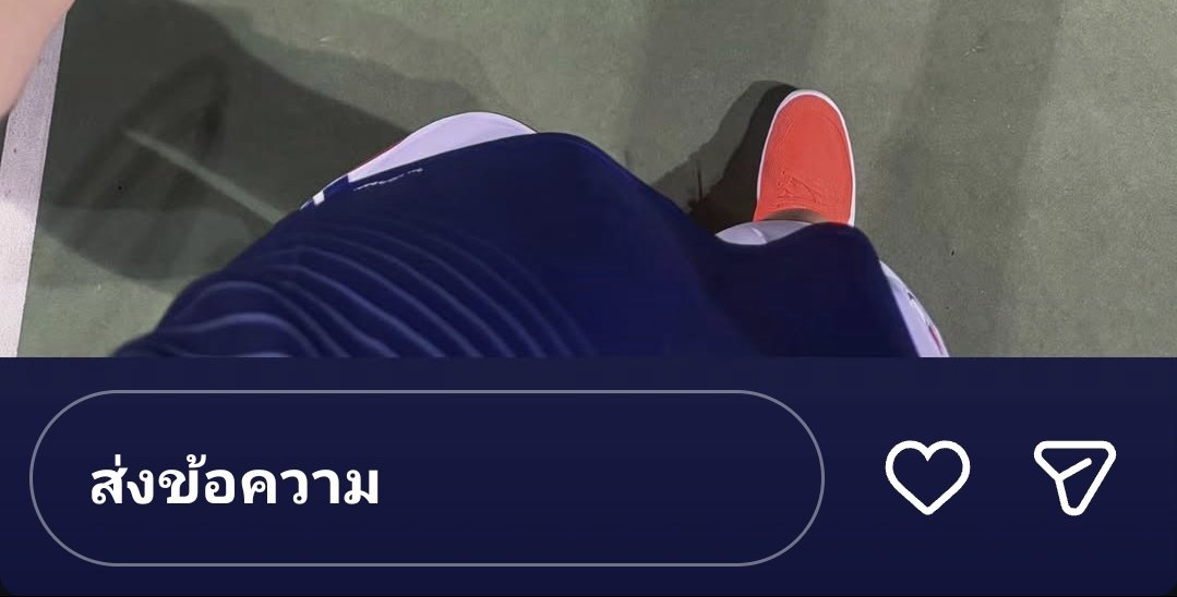 เอ๋??? แต่น้องคนนี้ชอบสีเขียวไม่ใช่หรอ🤭 อยู่ๆ
รองเท้าคุ่ใหม่เป็นสีแดงนะ
😁🤭