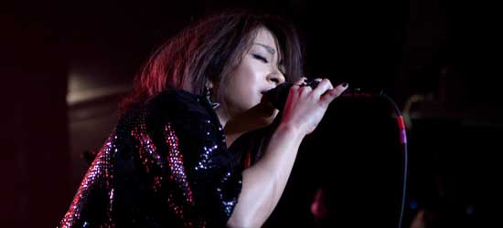 UtadaBr's tweet image. Há 16 anos, Hikki fazia o show em Nova York da tour In The Flesh 2010, que entrou no DVD junto com os shows de Londres. #HikaruUtada #Utada #InTheFlesh