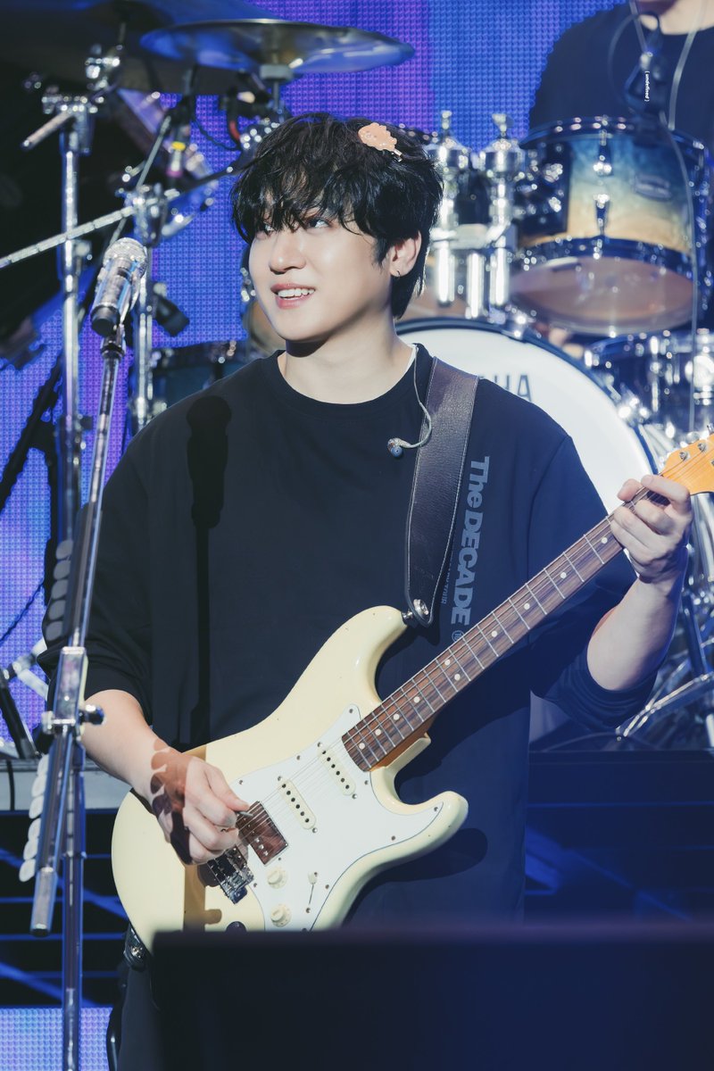 260208 The DECADE 대구

#데이식스 #성진
#DAY6 #SUNGJIN
