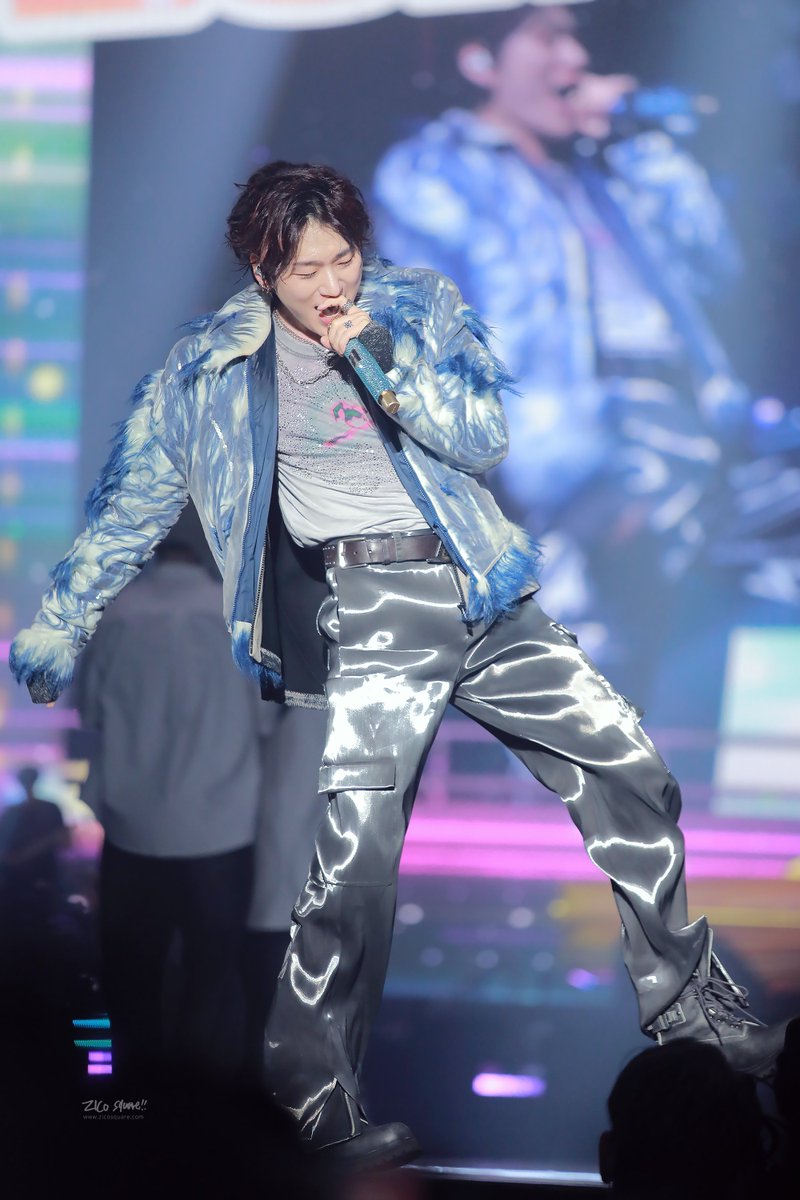 지코 바지 정보 
ㄴ 제주 은갈치 프리미엄 에디션 🦈

#지코 #ZICO #우지호
#幾田りら #Lilas #DUET 
#도드콘 #TOKYODRIVE