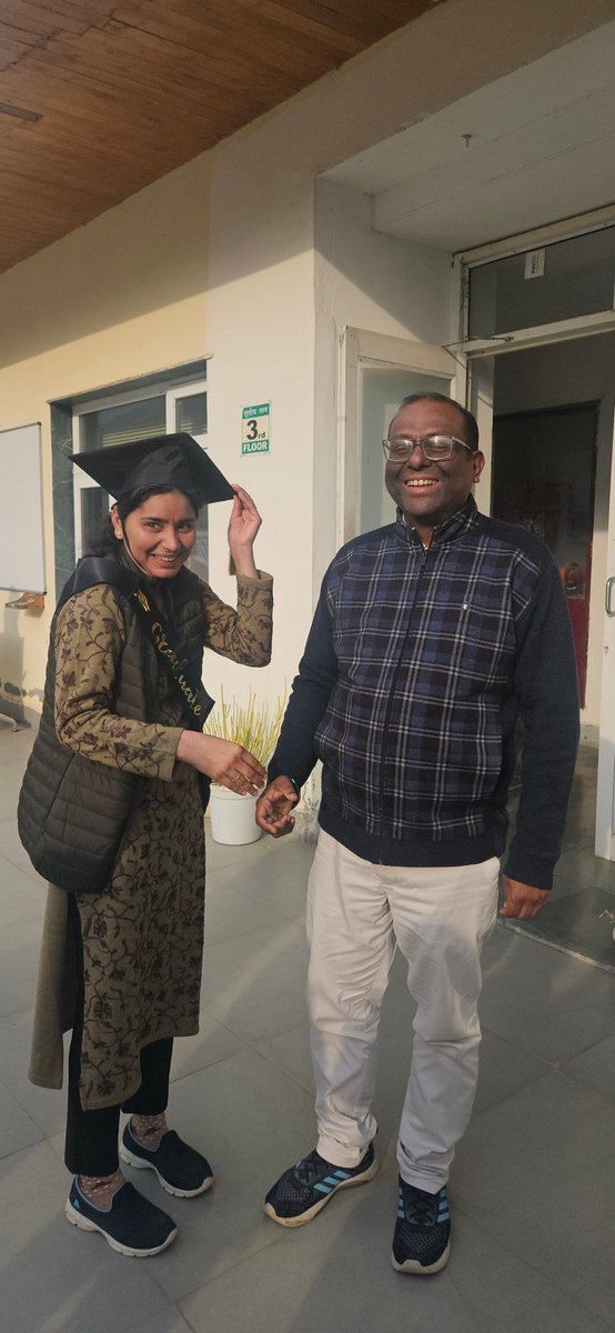 AbulHas60118814's tweet photo. Huge congratulations to Dr. Preeti Rathi on completing her PhD!🎉🎓 #COFs #drugdelivry
All the hard work, persistence, and work on late nights truly paid off. Wishing you a bright and impactful journey ahead! @iit__mandi @bio_iitmandi https://t.co/jOLXNIDYUe