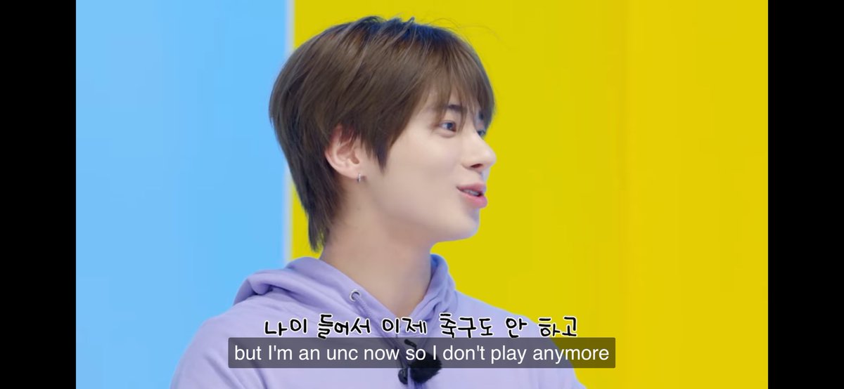 i love when the translators localise the shit of their translations 😭😭😭