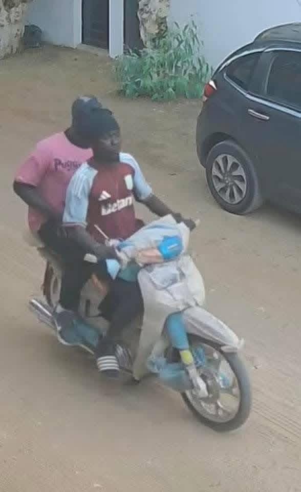 Talladiagne222's tweet photo. Maximum de partage les voleurs https://t.co/RFlI5LBgHI