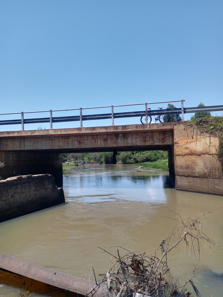 itsKoech_'s tweet photo. 📸📌
Previously on cycling Kiplombe - Soy Road.

This is arguably the best cycling road in and around Eldoret.

Especially when plants are green. https://t.co/Wf5r3I4OAN