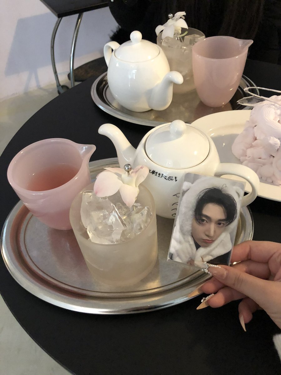 𝑘𝑒𝑑 tweet media