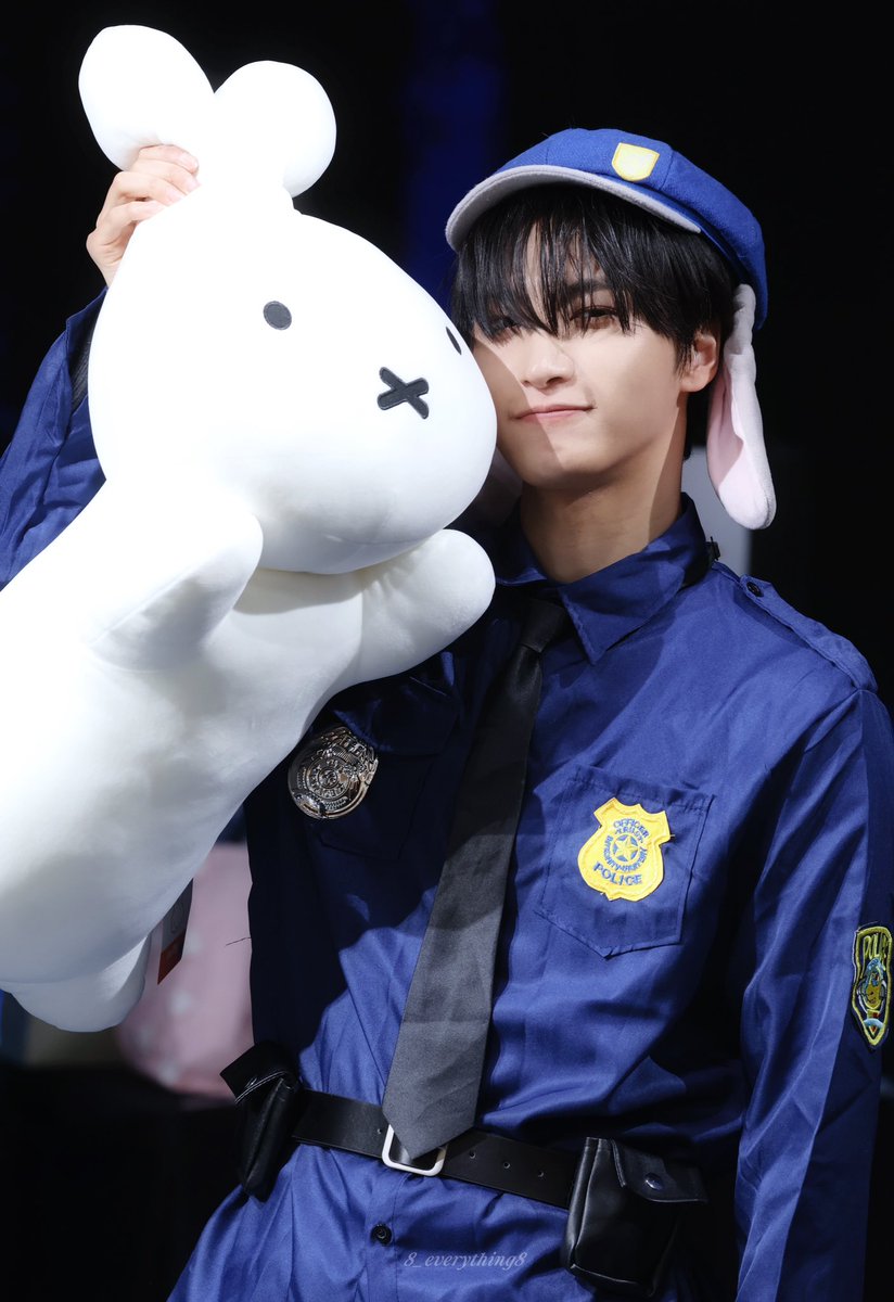 20260209 점프업

🩵

#성화 #SEONGHWA
#ATEEZ #에이티즈