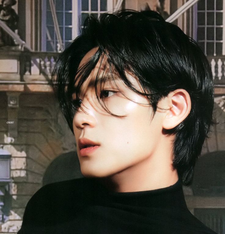 verhaoism's tweet image. SEVENTEEN'S MINGYU donates $1 to the LGBTQ+ community.

"I hope they find a cure for me and my bandmates", he states.