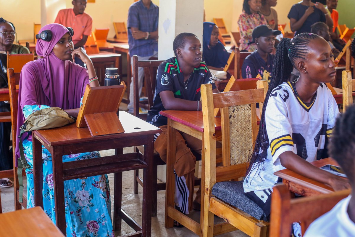 Learning Lions tweet media