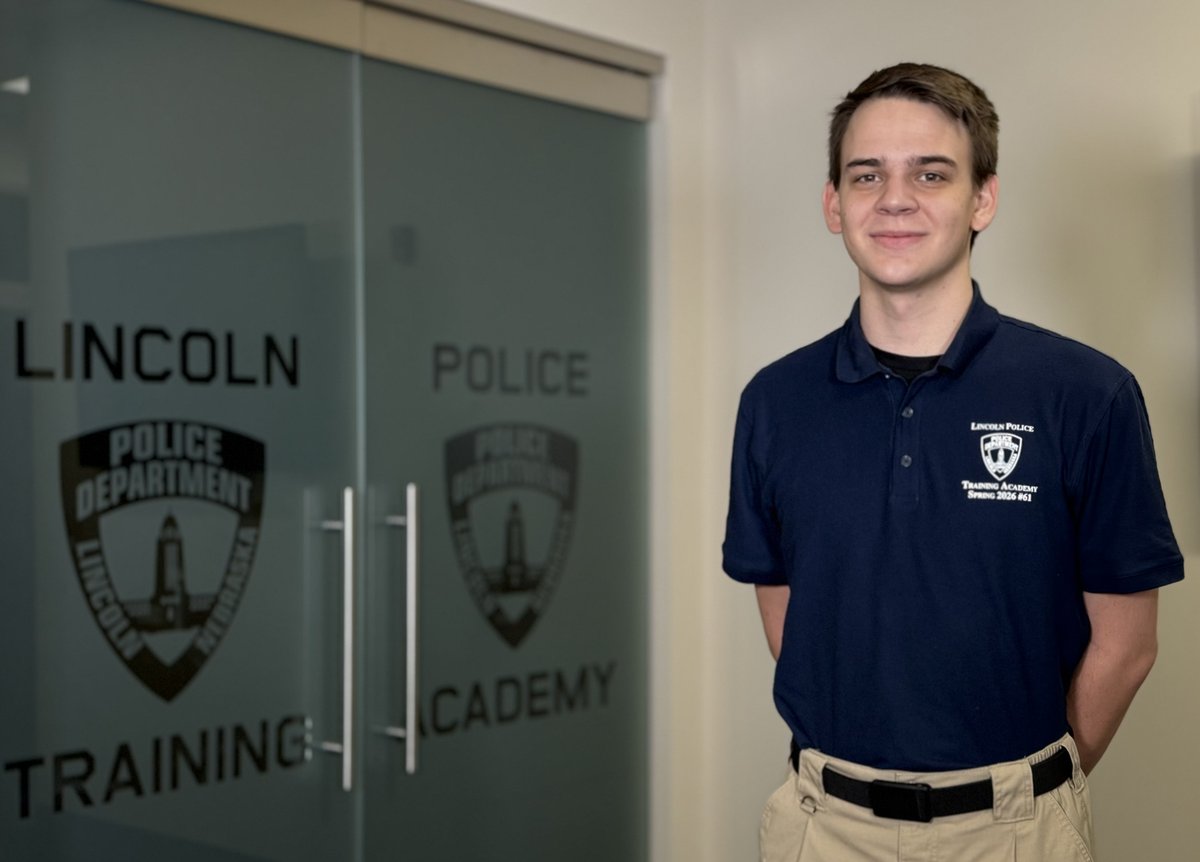 Lincoln_Police's tweet photo. 🚨FRESH FACES🚨
Matthew Thomsen #4455
Please help us welcome Matthew to #LPD. When asked why he wanted to join LPD, he said," I love the small town vibes that Lincoln offers and was drawn to LPD for the in-house academy."
#LPDFreshFaces https://t.co/IpMuk6q8D5