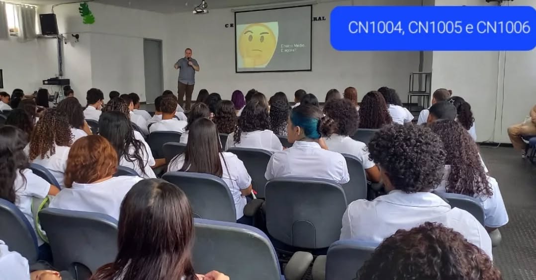 CEIAAOficial's tweet photo. As aulas na rede estadual de ensino começaram nesta quinta-feira, dia 05/02. Seguem alguns registros das Reuniões de Acolhimento e Orientação que ocorreram ao longo deste dia.
#ceiaa
#voltaasaulas
#seeducrj
#vempraescola https://t.co/0BItYFYUoa