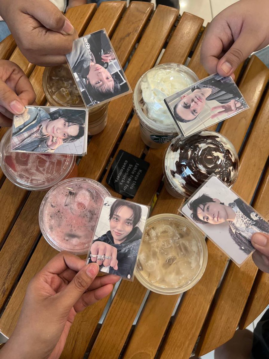 CK ¨̮ ☽̶☾/printing services open!/SHUTTLE SERVICES tweet media