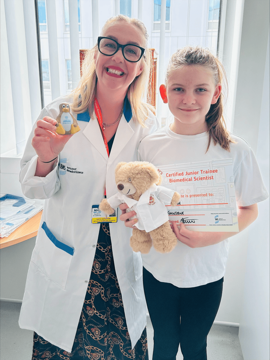 Harvey's Lab Tours tweet media