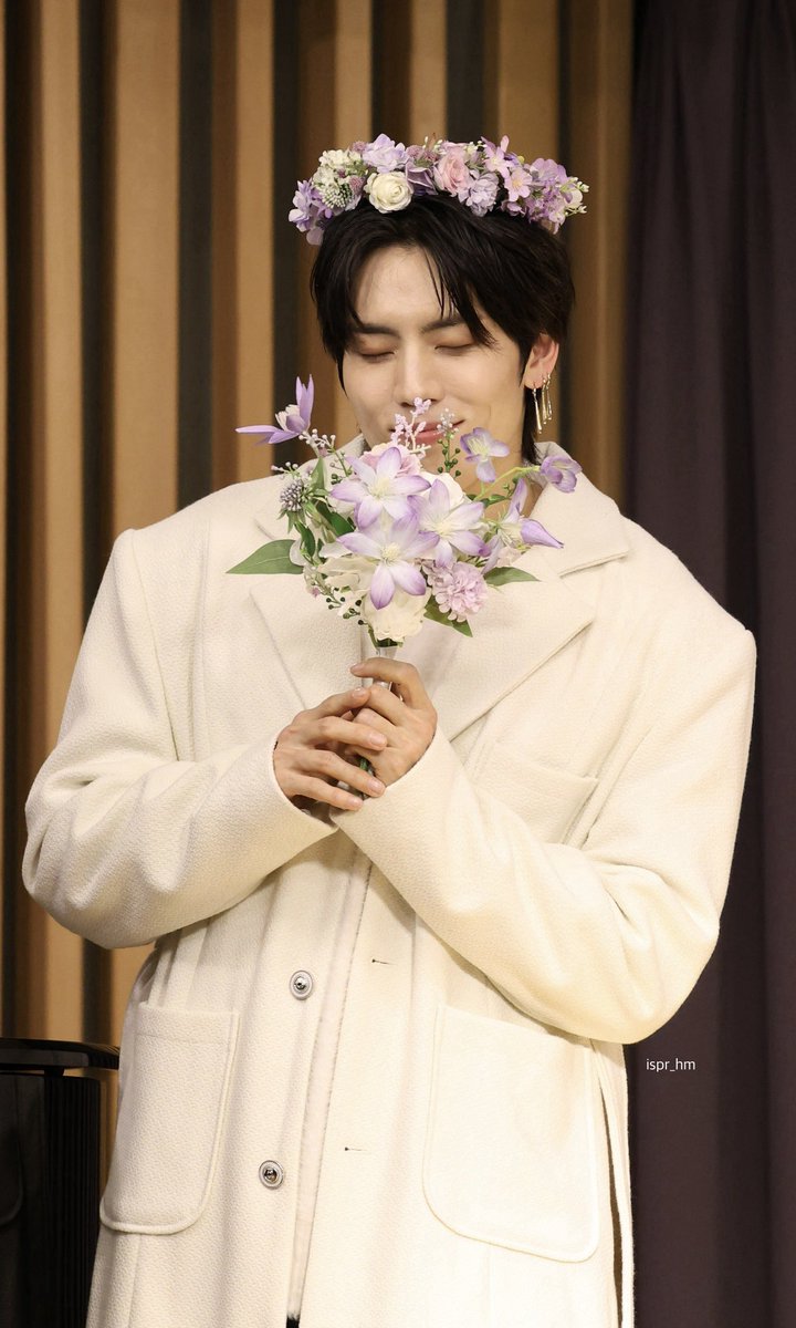 ispr_hm's tweet photo. 260207 퍼스트뮤직 팬싸

왕자님🌷

#장동우 #동우 https://t.co/XGTV8b1kWQ