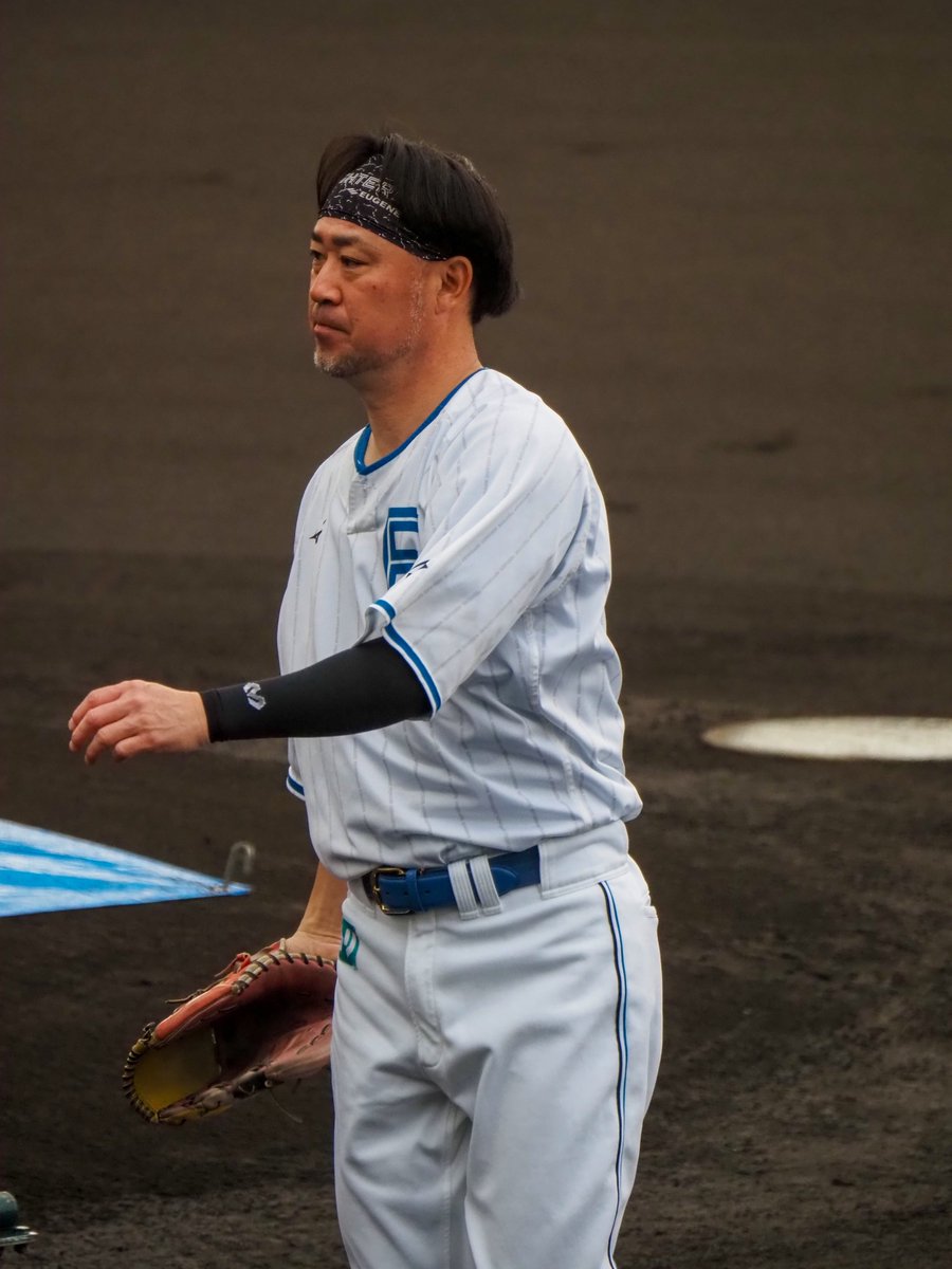ai__hnf's tweet photo. わたしはサイレントKこと石井さんの投げてる姿が、スタッフになられた今も大好きです

26.2.8@名護
#lovefighters
#石井裕也 https://t.co/hECKYyUZm8