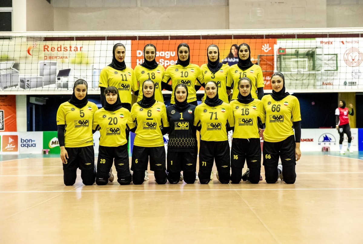 🔻سپاهان نخستین فینالیست لیگ زنان آسیای مرکزی

تیم فولاد مبارکه سپاهان ایران با نمایشی کاملا برتر و بدون اشتباه، حریف سریلانکایی خود را سه بر صفر در مرحله نیمه‌نهایی لیگ زنان آسیای مرکزی (کاوا) شکست داد و جواز حضور در دیدار فینال این رقابت‌ها را به دست آورد.

#IRIVF