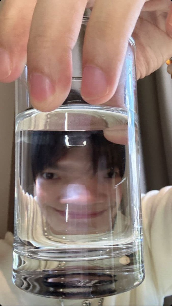 Also me after one glass of wine 😂
#BuildJakapan 
#Beyourluve