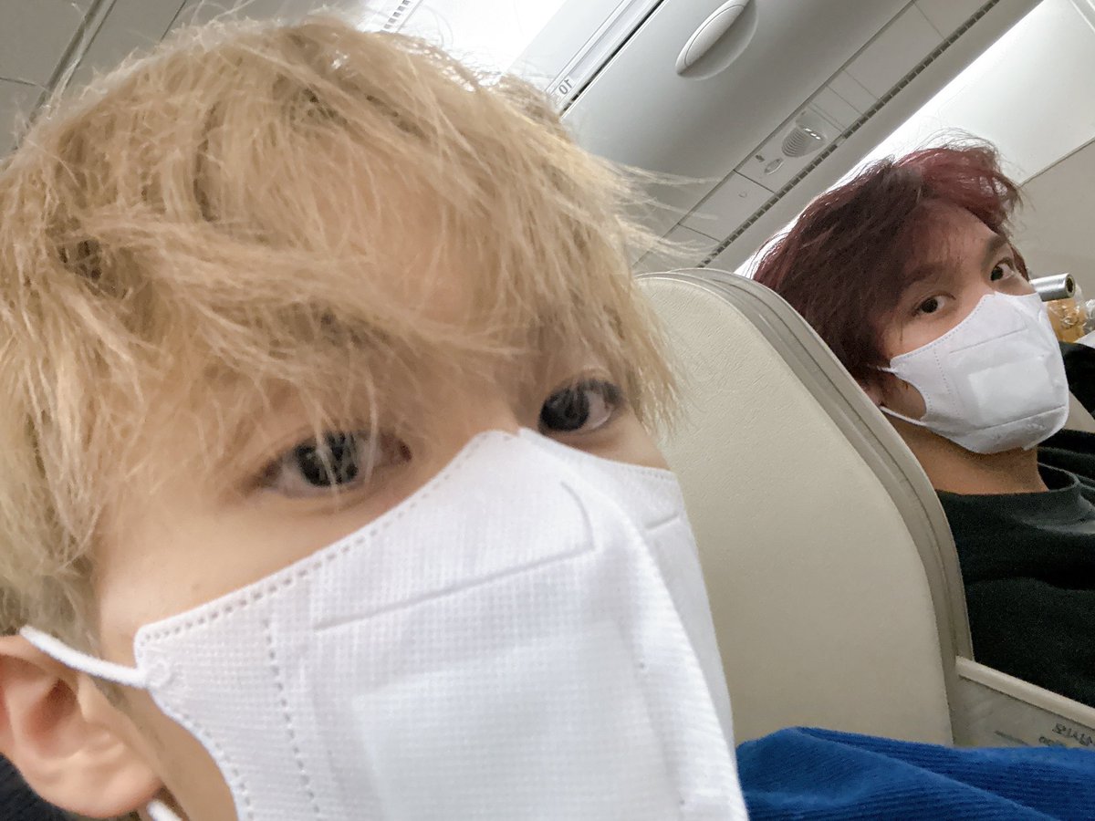 공팔일오 tweet media