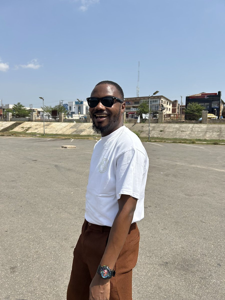 lanre😎🇳🇬🇺🇸 tweet media