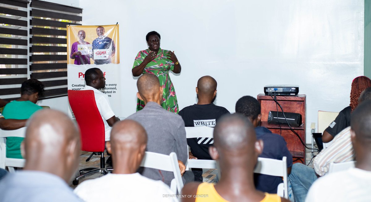 ProActif_Global's tweet photo. Rewriting masculinity. Thrilled to host the Department of Gender &amp; Ashanti RCC for a dynamic workshop on #PositiveMasculinity, funded by @UNFPAGhana. Together, we're empowering men to help end SGBV!

When it comes to youth advocacy, we lead the change!
 #EndSGBV 
#ProActifGlobal https://t.co/IWcUnrjteN