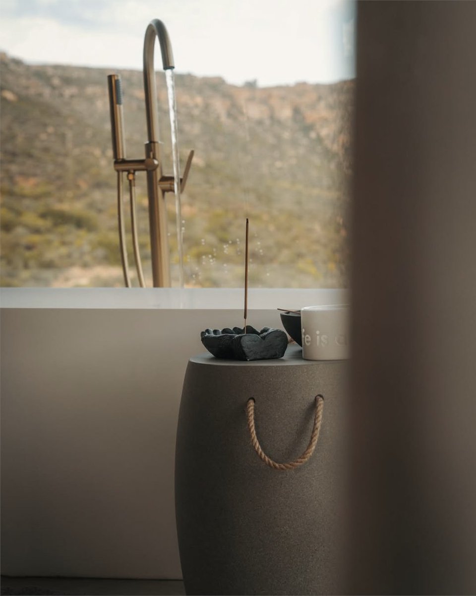 livingstonebath's tweet photo. Soaking it all in at Ashante Retreat... Linger just a little longer with the Cederberg mountains as our bath’s backdrop. There is something about that rugged, ancient landscape that makes every moment feel still, grounded and completely magical. #LivingstoneBaths https://t.co/yKbVHgPA18