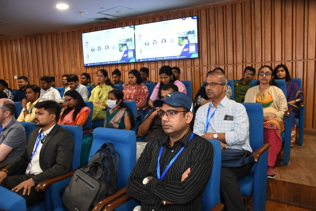 INCOIS, MoES tweet media