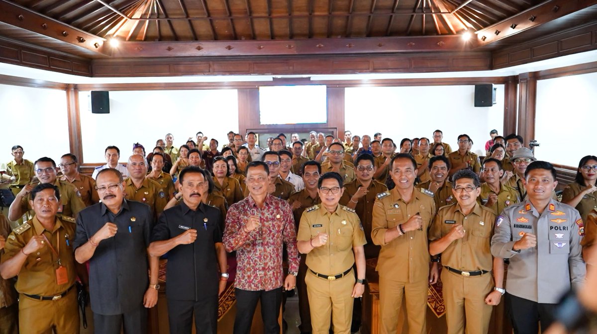 Buka Musrenbang 2026, Bupati Badung Dorong Akselerasi Infrastruktur Inklusif Di Kuta Selatan
<a href="/prokompimbadung/">prokompimbadung</a> 
#pemkabbadung #prokompimbadung #badung #badungunggulmajusejahtera #saptakriyaadicipta

prokompim.badungkab.go.id/berita/buka-mu…