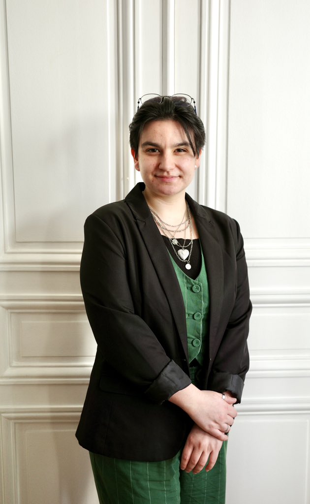 La belle (comme aurait dit Julien Duvivier) équipe de cet hiver du <a href="/cabinetpierrat/">Cabinet Pierrat</a> , qui gère notamment le « backup » quand je suis à travailler ailleurs, en mission sur la planète, ou que l’un d’entre nous est bloqué par une journée d’audience en France !

#avocats #juristes