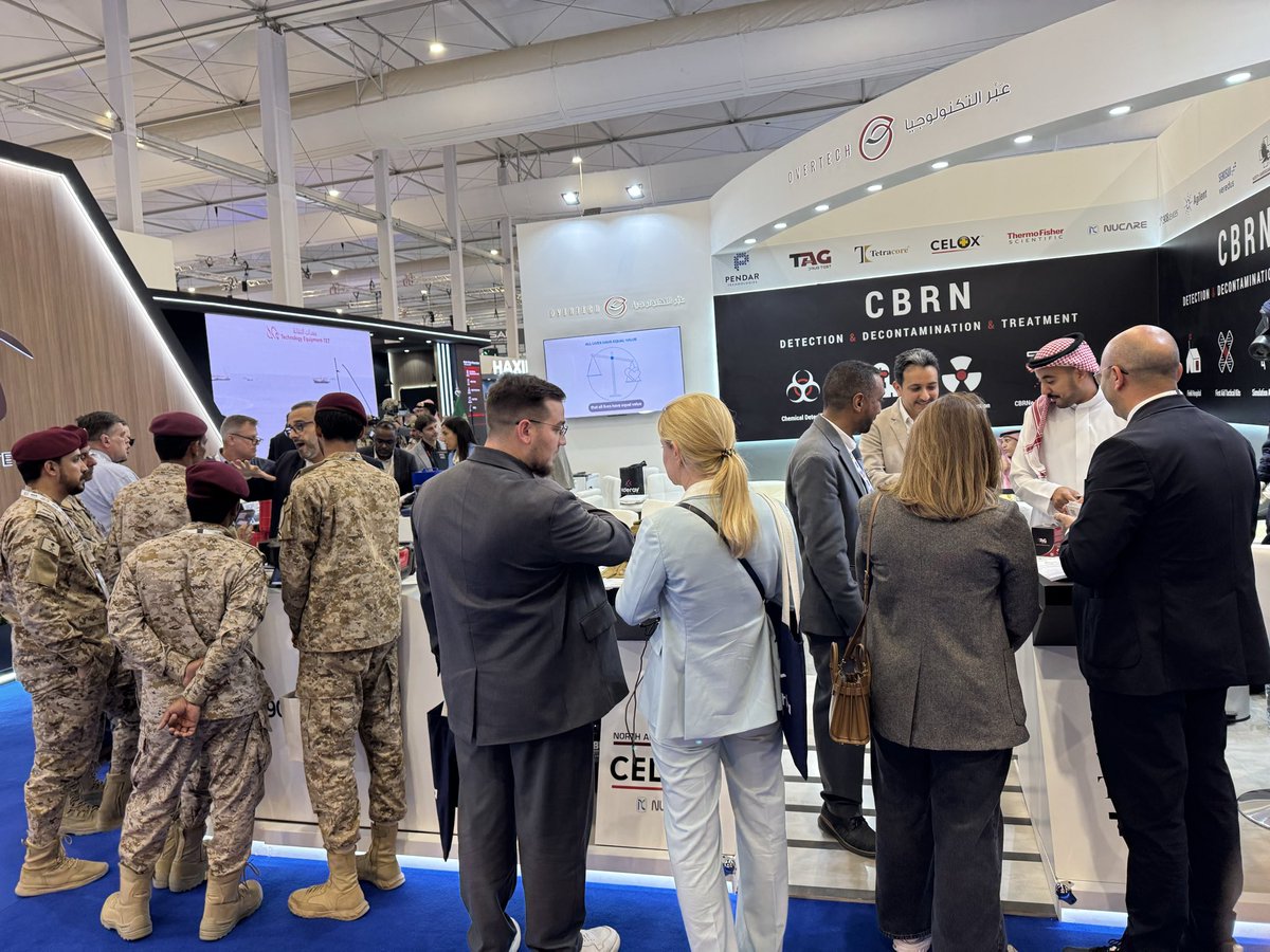 overtech_sa's tweet photo. نواصل استقبال الزوار في اليوم الثاني من معرض الدفاع العالمي، وسط تفاعل واهتمام بحلولنا المتقدمة 🇸🇦🫱🏻‍🫲🏼
#معرض_الدفاع_العالمي_2026 #WDS2026 https://t.co/z9sEPoRkkc