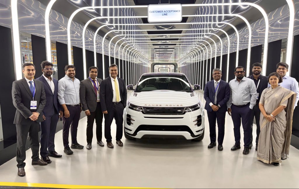 16 months.

That’s all it took.

From groundbreaking to a world-class manufacturing facility.
Tata JLR’s plant in Tamil Nadu was inaugurated — a powerful reminder that execution is our strongest signal.
Tamil Nadu doesn’t just promise progress.
We make it visible.

#TataJLR