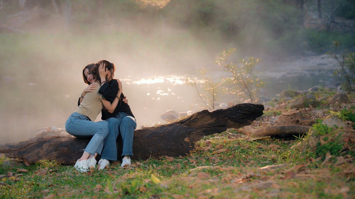 NamneungNoey in questi scatti molto romantici come Fai e Kaphrao da 4 Elements: The Fire 🔥

THE FIRE Q19 SHOOTING
#โซ่รักอัคนีคิว19