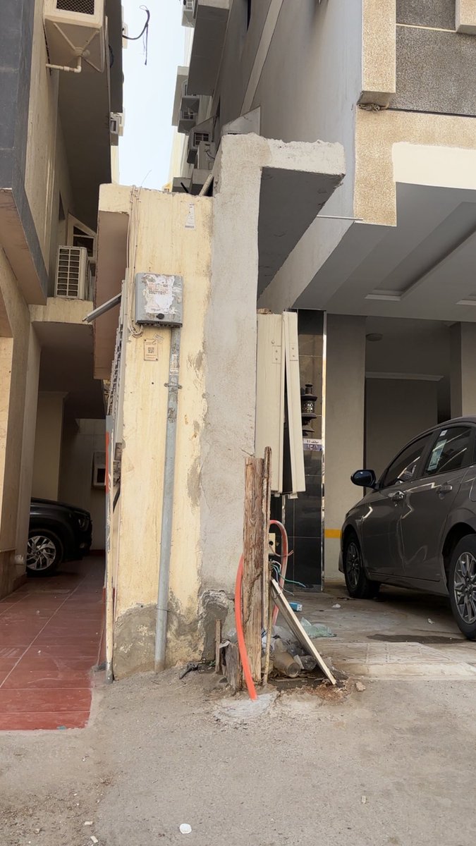 riadh.20 tweet media