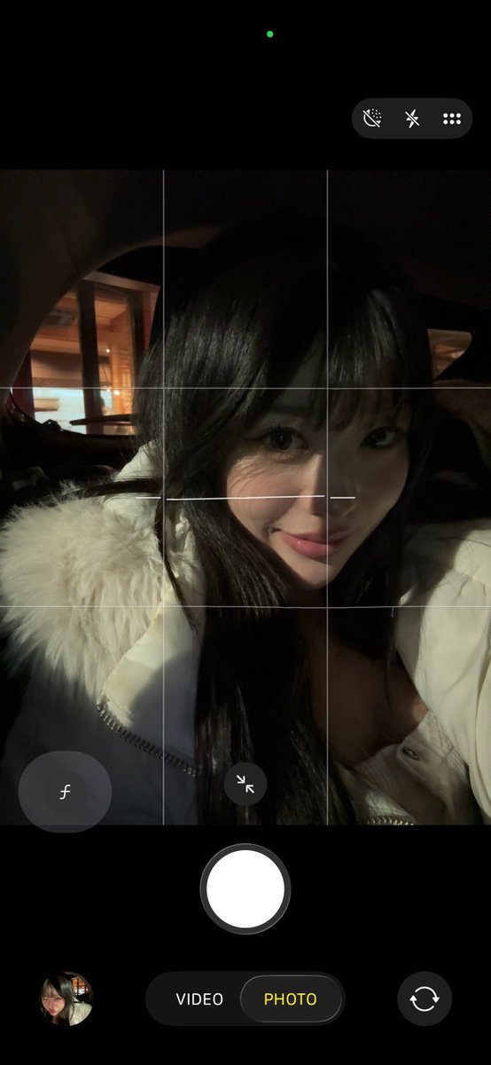 やしろなな tweet media