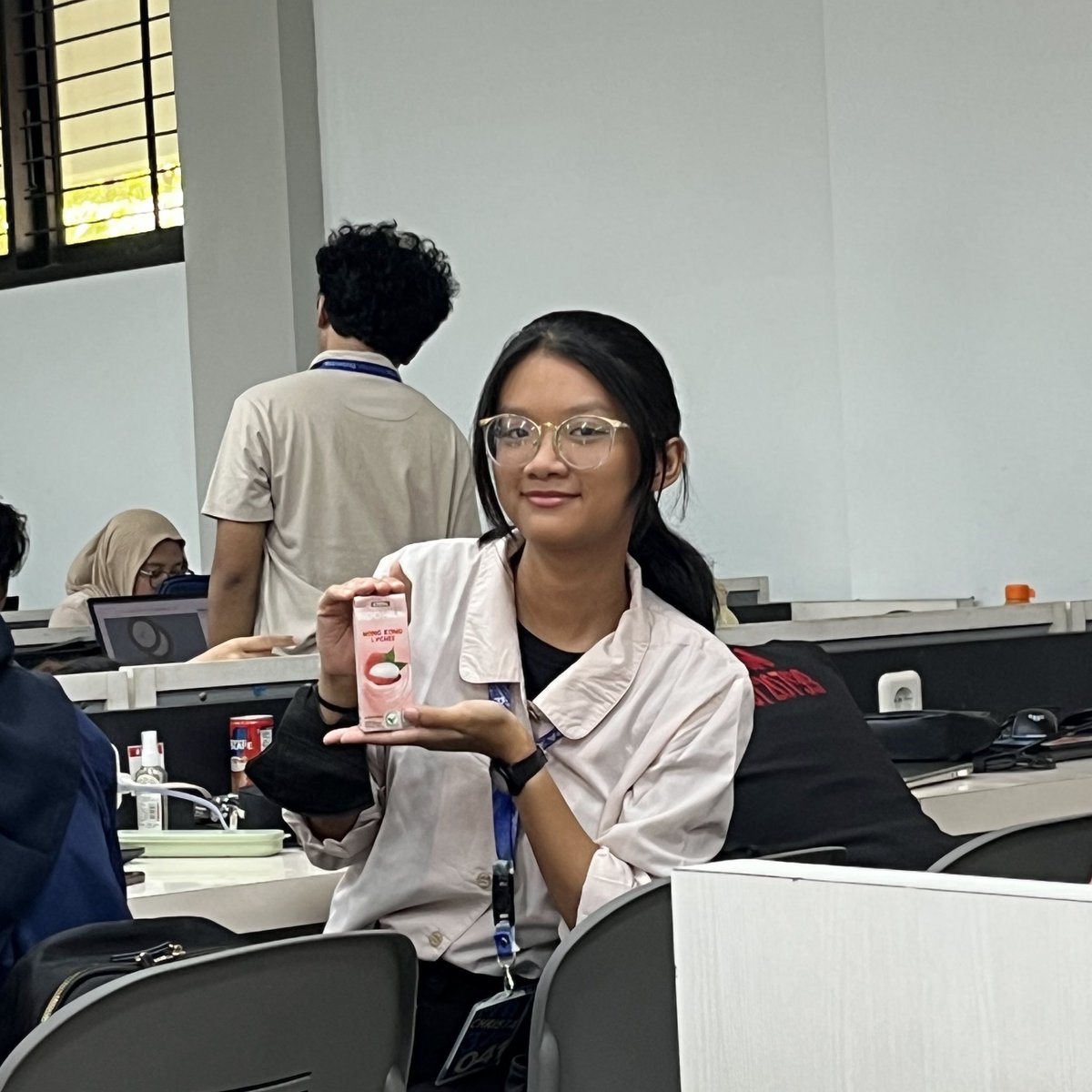 yeay hbd orang yang kalau jadi minuman pasti jadi indomilk leci <a href="/escendolessugar/">tata</a>💗💗
semoga sehat &amp; bahagia terus, lancar kuliahnya, PA 2 nya dapet A😼😼